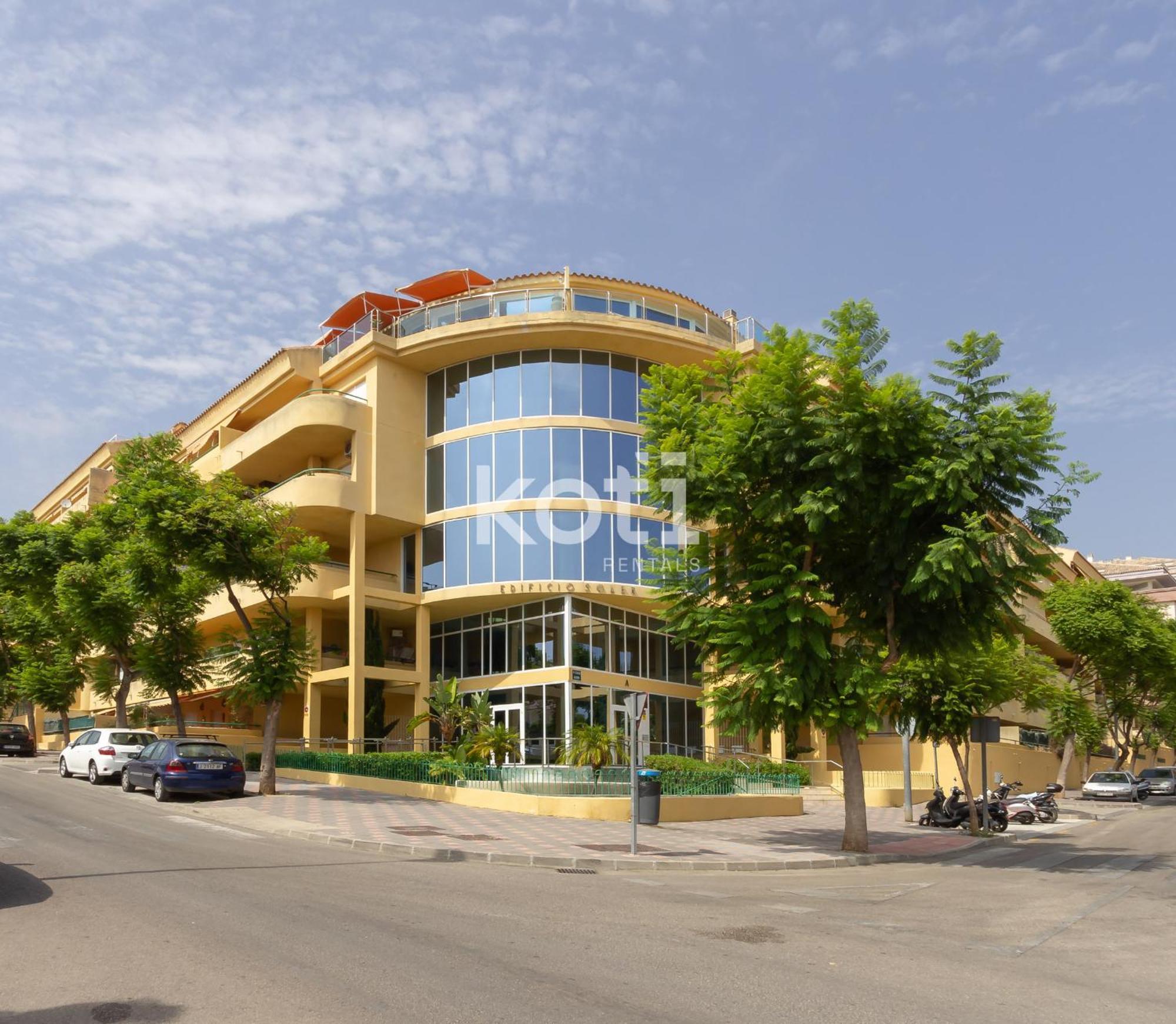 Koti Rentals - Nenufar Fuengirola Exteriör bild