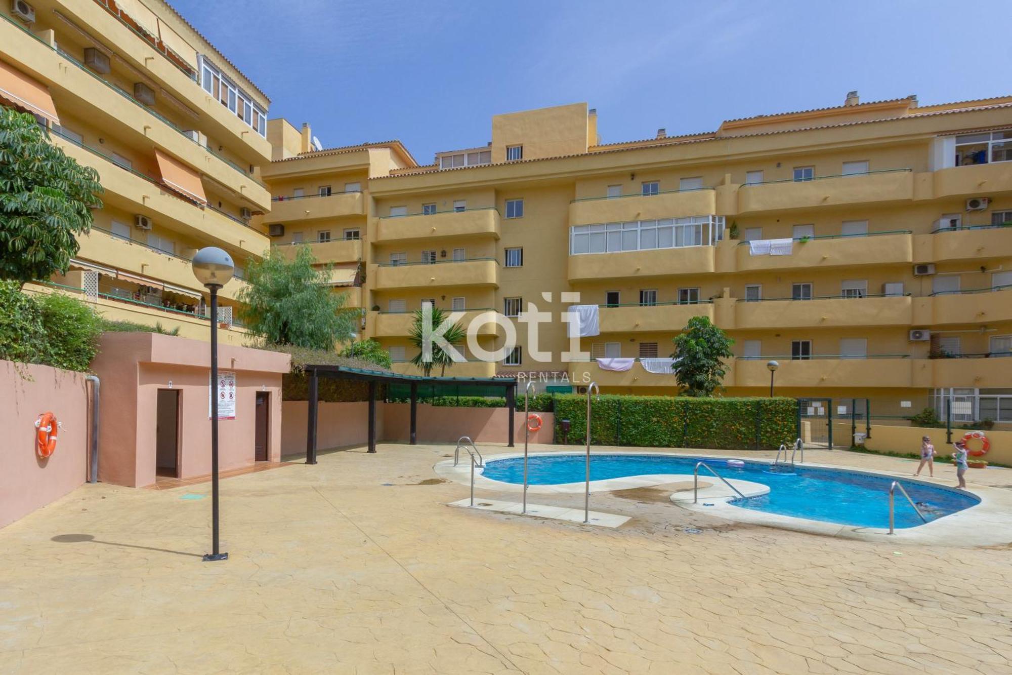 Koti Rentals - Nenufar Fuengirola Exteriör bild